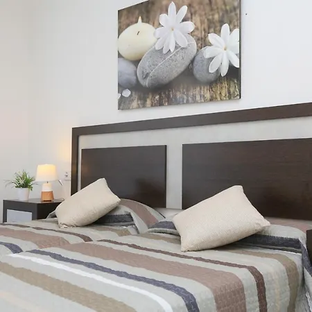 La Riviera Litoral - Only Families Apartment *