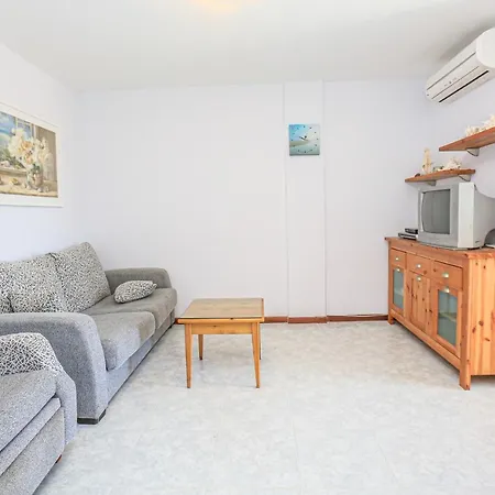 Apartment La Riviera Litoral - Only Families *